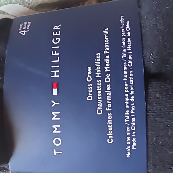 17 Pairs Of Hanes, Calvin Klein, Nike, Tommy Hilfiger Socks - Picture 5 of 5